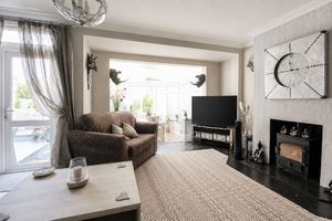 Living Room- click for photo gallery